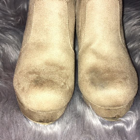 Suede -like Platform Heeled Boots - Picture 4 of 6